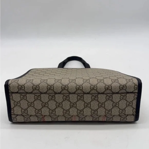 Gucci Monogram Bag with Green Cat and Red Stars - Picture 7 of 11